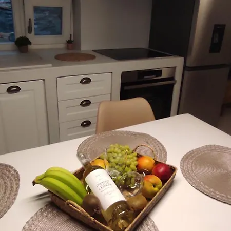 Avlidaki House Apartment *